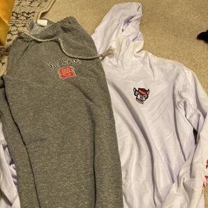 NC State outfit Vineyard Vines top and joggers size small